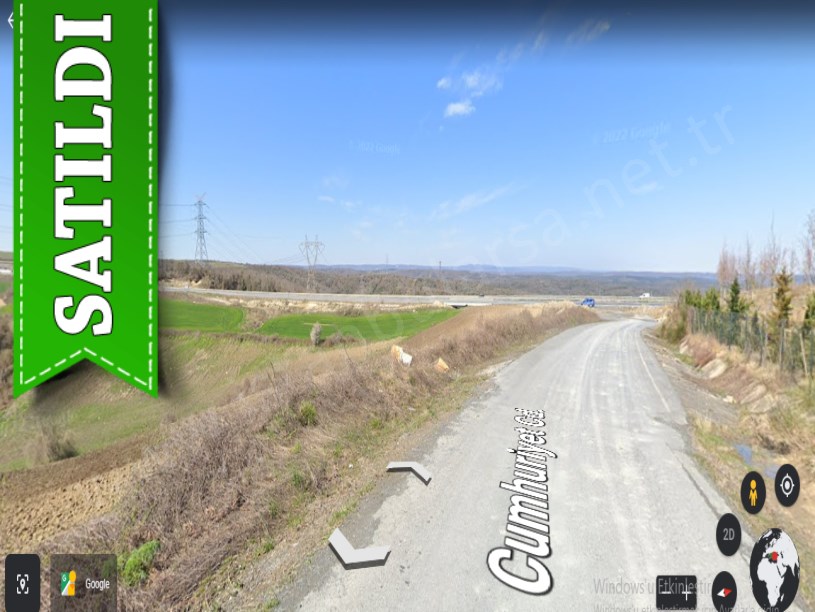 Arnavutköy Yassıörende Satılık Arsa , 240 M2 Cadde Cephe Hisseli