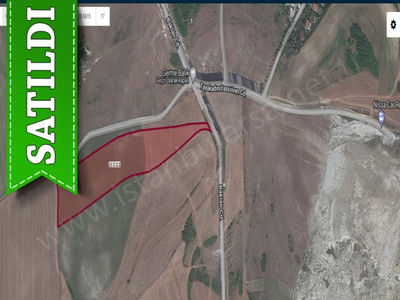 Arnavutköy Baklalıda Satılık Arsa , 615 M2 Yolu Var Evlerin Yakını
