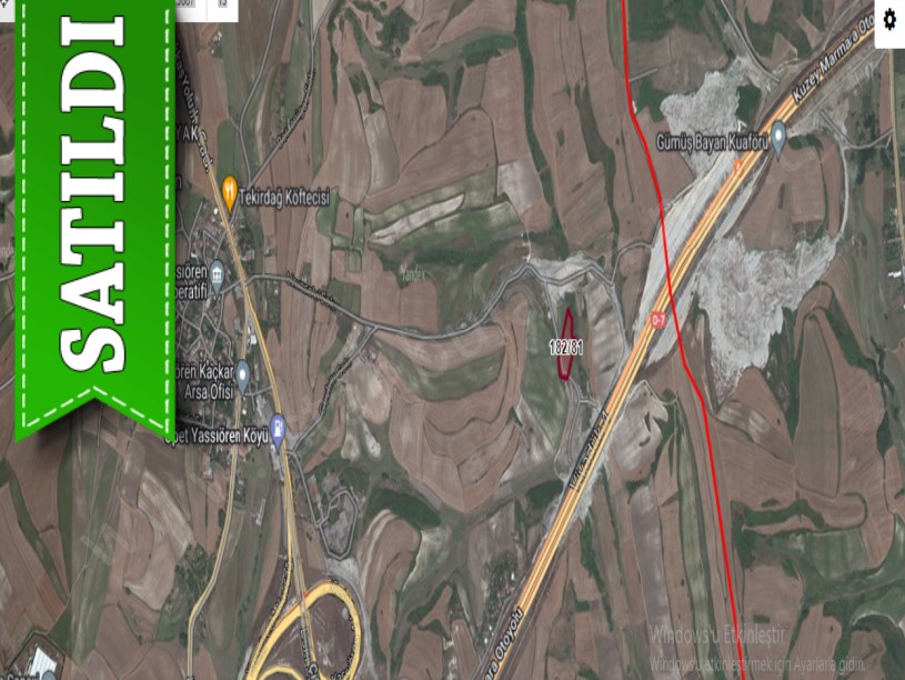 Arnavutköy Yassıörende Satılık Arsa , 1000 M2 Yolu Var Hisseli