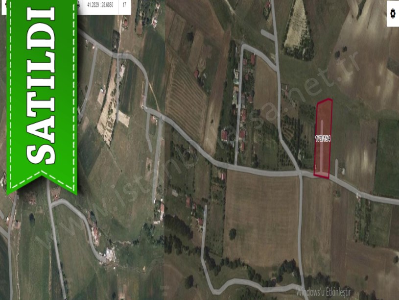 Arnavutköy Tayakadında Satılık Arsa , 168 M2 Yolu Var İmarlı