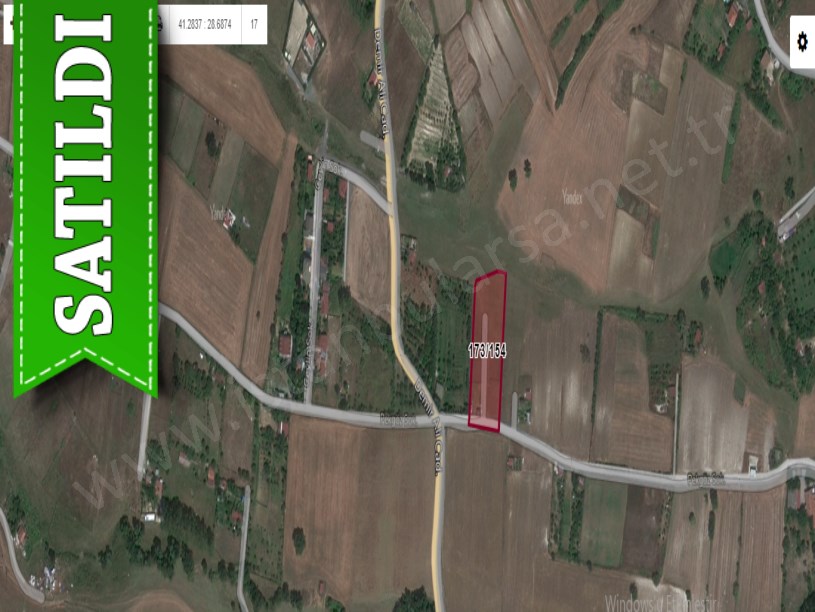 Arnavutköy Tayakadında Satılık Arsa , 168 M2 Yolu Var İmarlı