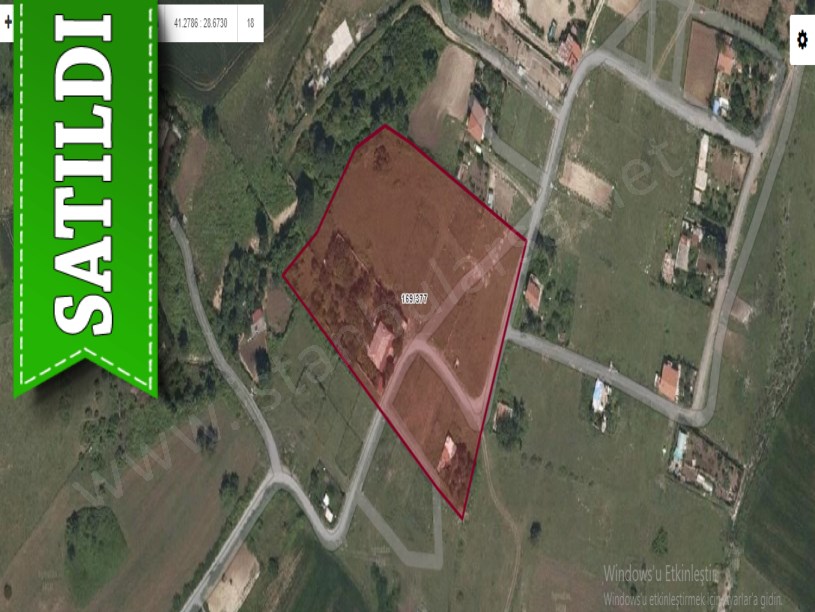 Arnavutköy Tayakadında Satılık Arsa , 500 M2 Evlerin Yakını Yolu Var