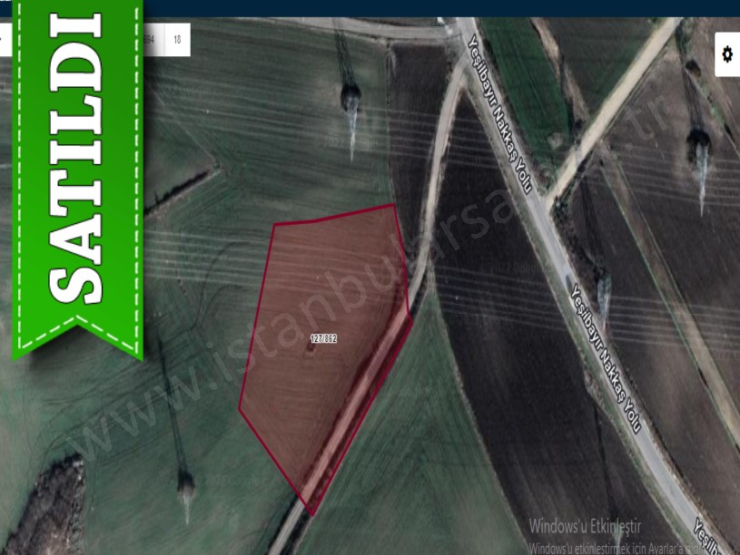 Çatalca Nakkaşta  Satılık  Arsa , 382 m2 Yolu Var Fabrikalara Yakın