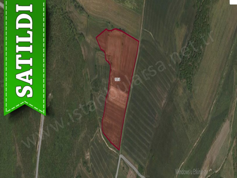 Çatalca Yazlıkköyde Satılık  Arsa , 1,300 M2 Çaplı Yolu Var
