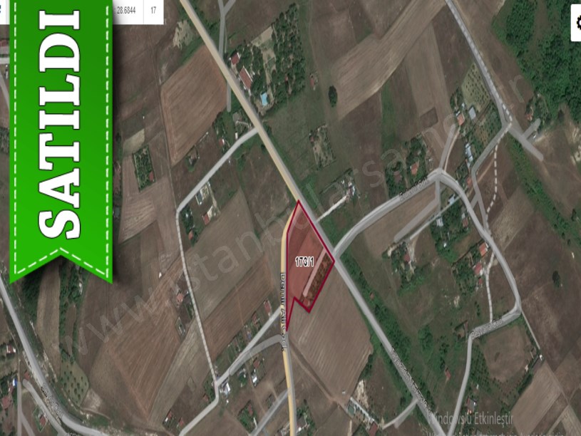 Arnavutköy Tayakadında Satılık Arsa , 173 M2 Cadde Cephe Çevrili 