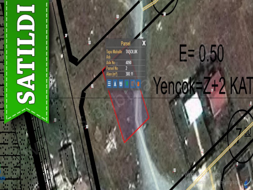 Arnavutköy Taşolukta Satılık Arsa , 300 M2 Evlerin Yakını Yolu Var