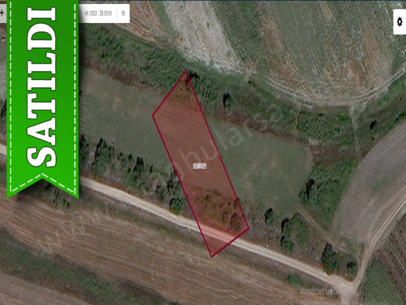Çatalca Nakkaşta Satılık Arsa , 425 m2 Yolu Var