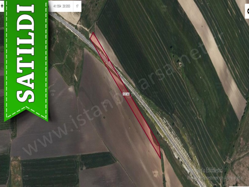 Çatalca Nakkaşta  Satılık  Arsa , 398 m2 Yolu Var Hisseli