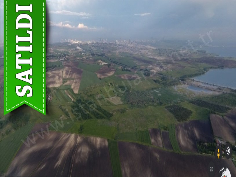 Çatalca Nakkaşta  Satılık  Arsa , 398 m2 Yolu Var Hisseli