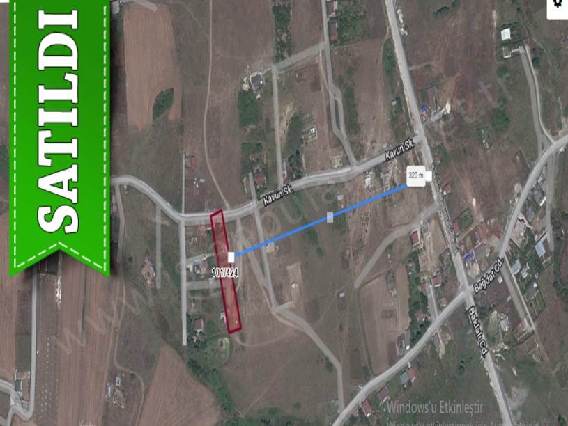 Arnavutköy Tayakadında Satılık Arsa , 259 M2 Yolu Var Hisseli
