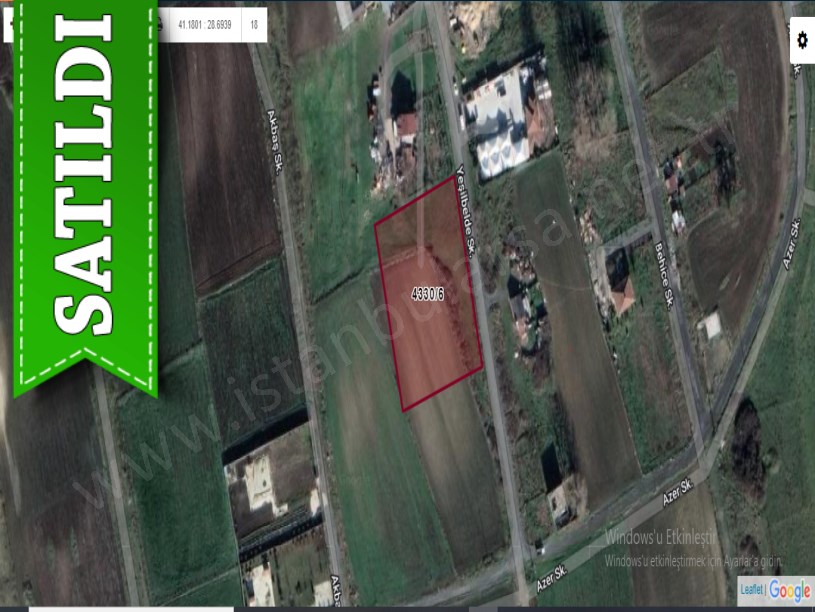 Arnavutköy Haraççıda Satılık Arsa , 1200 m2 İmarlı Yolu Var