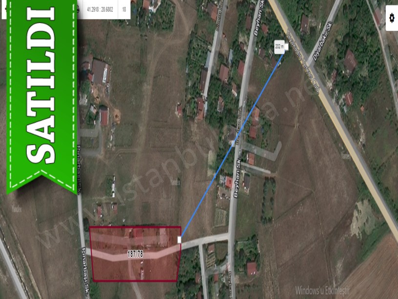 Arnavutköy Tayakadında Satılık Arsa , 250 M2 Yolu Var Çaplı