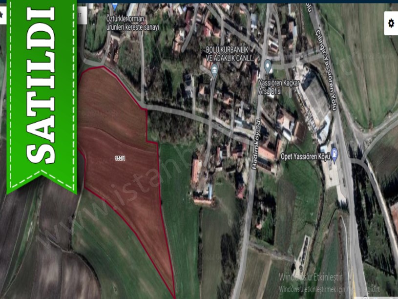 Arnavutköy Yassıörende Satılık Arsa , 275 m2 Köyiçi Evlerin Yakını 