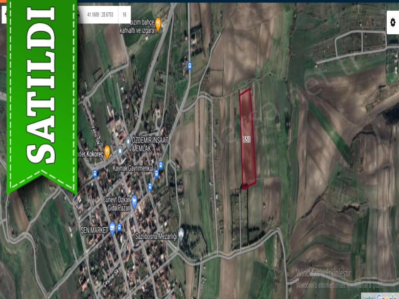 Arnavutköy Sazlıbosnada Satılık Arsa , 335 M2 Evlerin Yakını Yolu Var