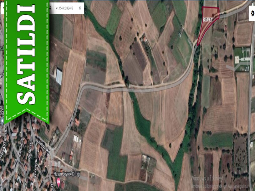 Silivri Fenerköyde Satılık Arsa , 555 m2 Çaplı Resmi Yola Cephe
