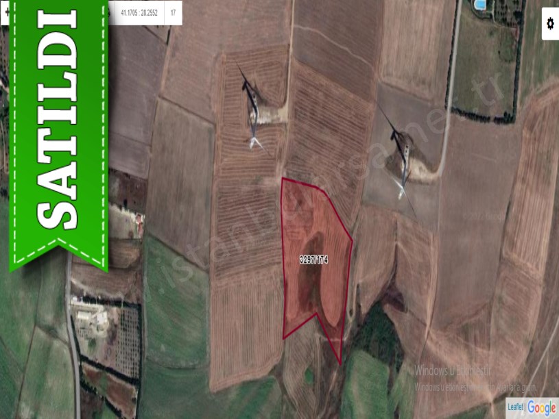Silivri Fenerköyde Satılık Arsa , 2,750 M2 Etrafı Çevrili Yolu Var