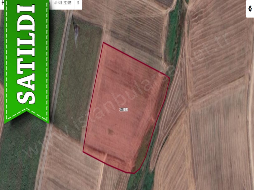Silivri Fenerköyde Satılık Arsa , 335 M2 Çaplı Yolu Var