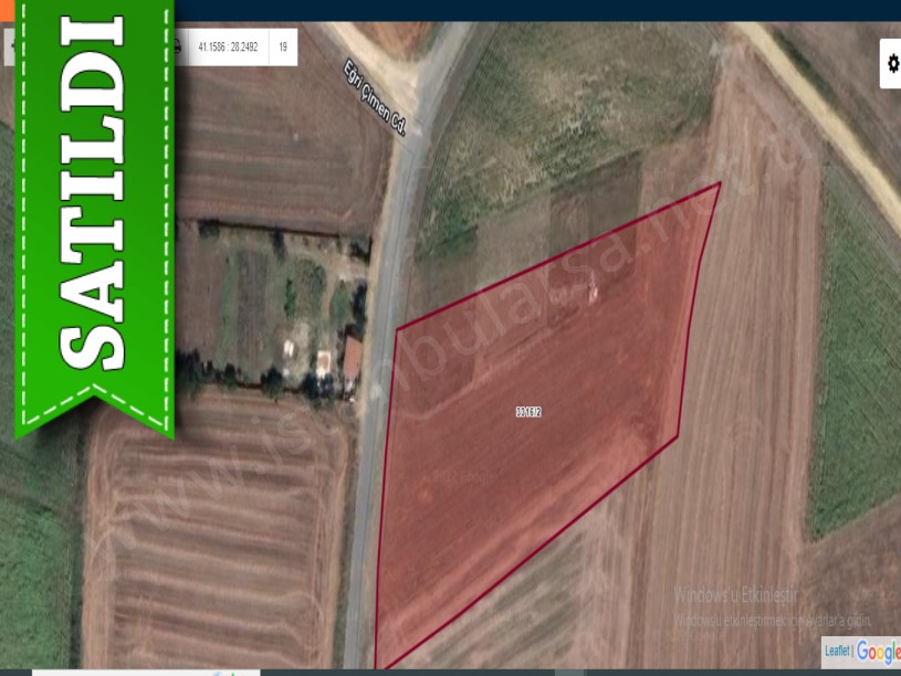 Silivri Fenerköyde Satılık Arsa , 260 M2 Çaplı Resmi Yolu Var