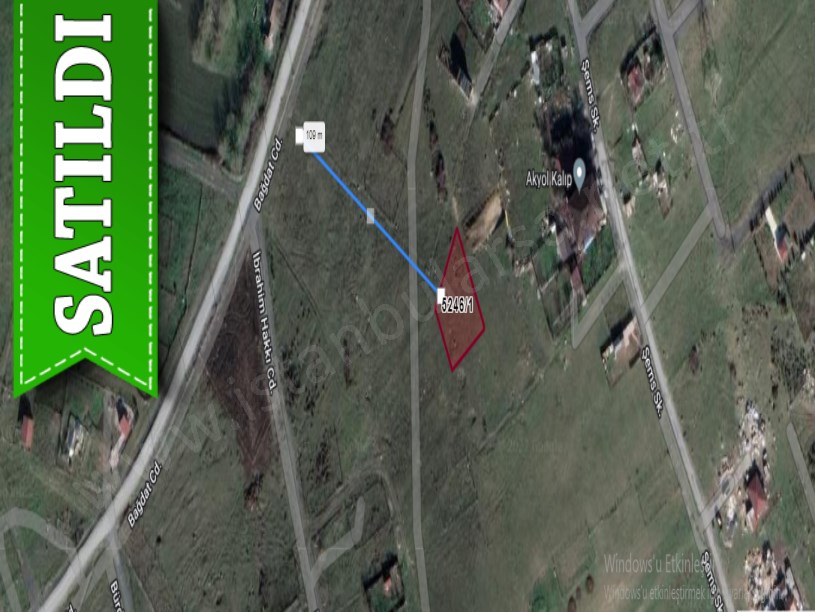 Arnavutköy Taşolukta Satılık Arsa , 400 M2 İmarlı Yolu Var 