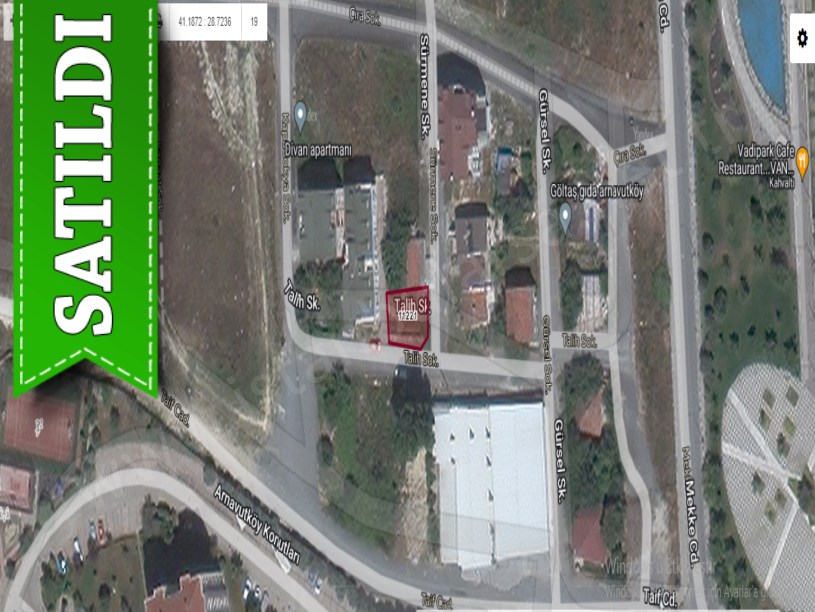 Arnavutköy Merkezde Satılık Arsa , 118 m2 Köşe Başı Vadipark Yakını