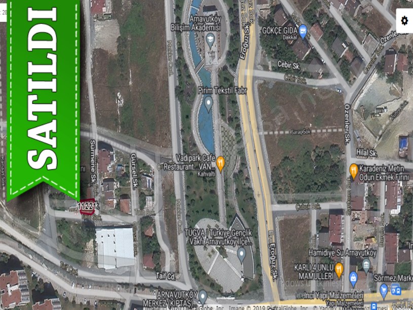 Arnavutköy Merkezde Satılık Arsa , 118 m2 Köşe Başı Vadipark Yakını