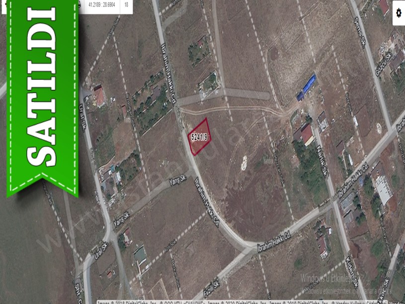 Arnavutköy Taşolukta Satılık Arsa , 465 M2 Cadde Cephe Köşe Başı