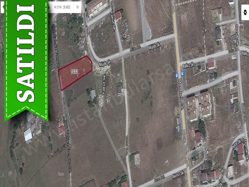 Arnavutköy Taşolukta Satılık Arsa , 190 M2 Cadde Cephe