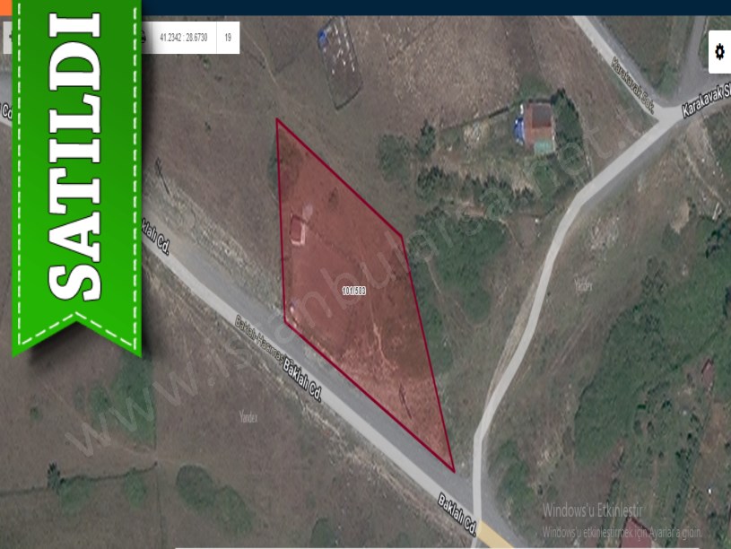 Arnavutköy Tayakadında Satılık Arsa , 195 M2 Cadde Cephe