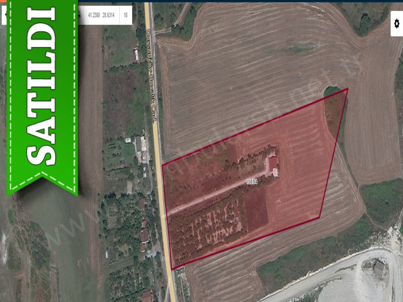 Arnavutköy Boyalıkta Satılık Arsa , 780 M2 Cadde Cephe 