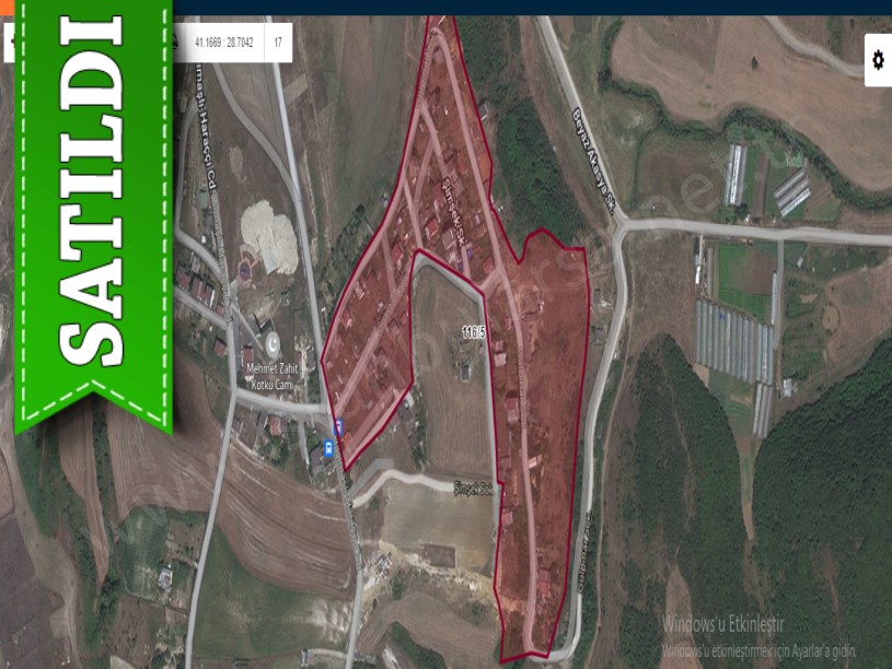 Arnavutköy Hacımaşlıda Satılık Arsa , 577 M2 Yolu Var Evlerin Yakını