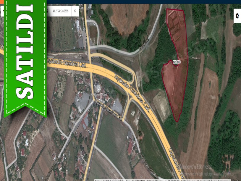 Arnavutköy Baklalıda Satılık Arsa , 197 M2 Yolu Var 