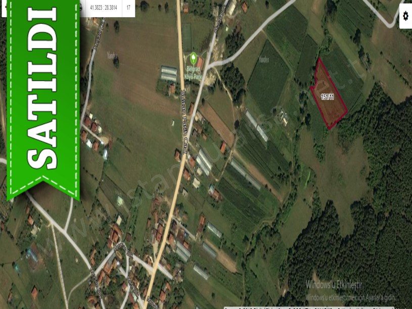 Çatalca Belgratta Satılık Arsa , 445 m2 Yolu Var 