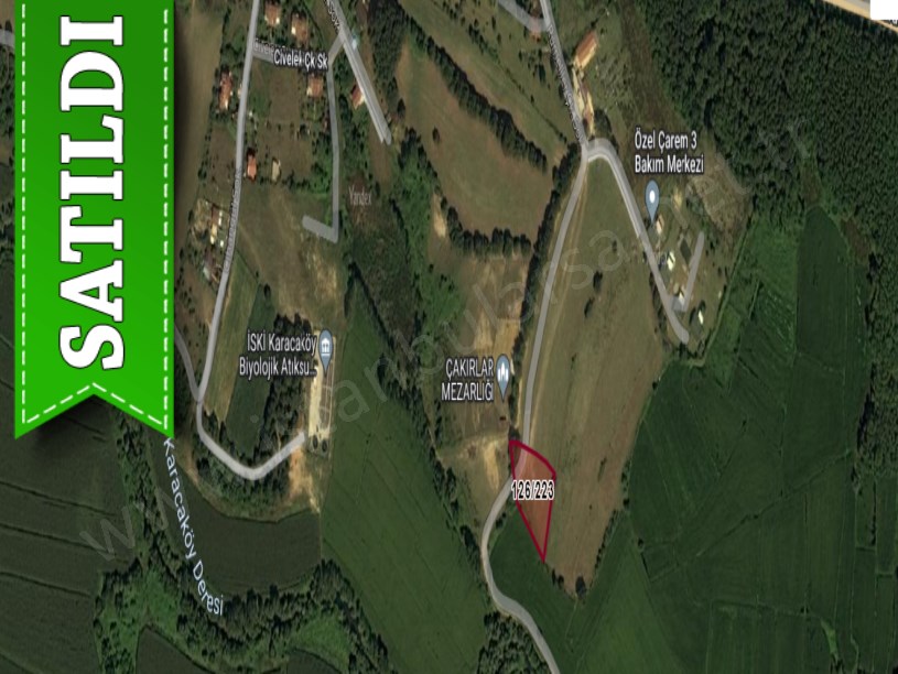 Çatalca Karacaköyde Satılık Arsa ,  471 M2 Yolu Var Hisseli