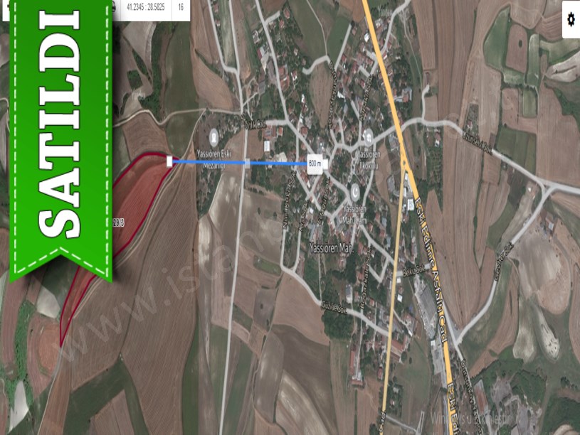 Arnavutköy Yassıörende Satılık Arsa , 1,315 M2 Yolu Var