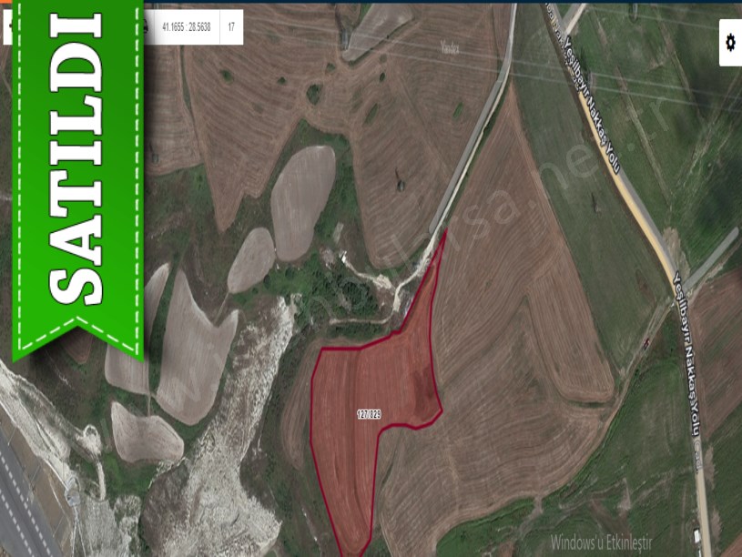 Çatalca Nakkaşta  Satılık  Arsa , 350 M2 Yolu Var Caddeye Yakın