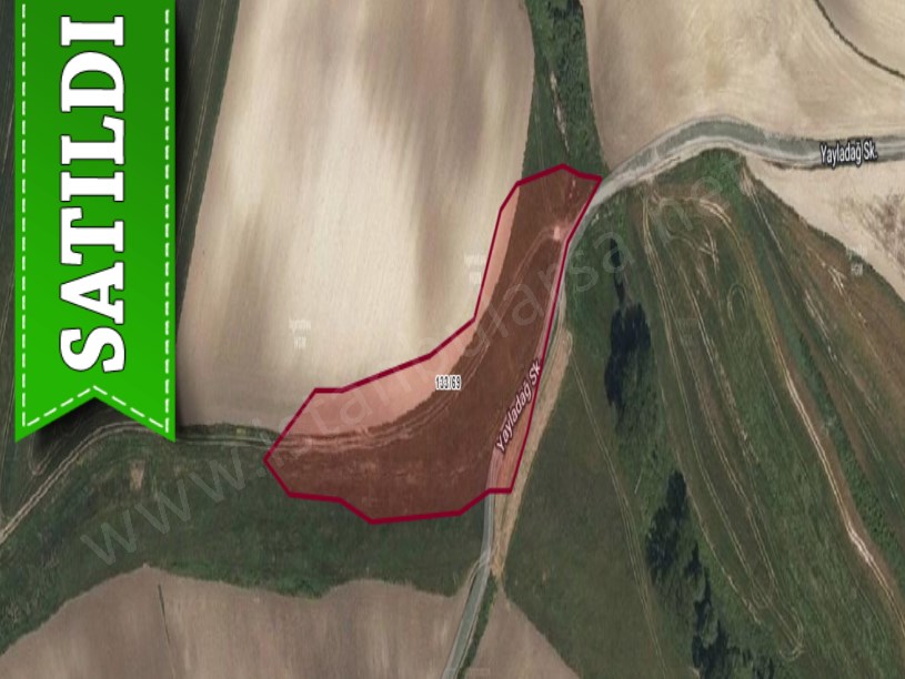 Arnavutköy Dursunköyde Satılık Arsa , 430 m2 Yolu Var 