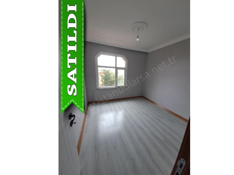 Arnavutköy Karaburunda Satılık Villa , 3 Katlı Deniz Manzaralı Masrafsız