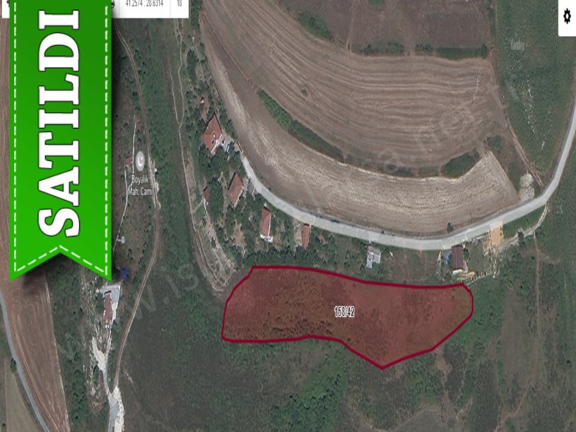 Arnavutköy Boyalıkta Satılık Arsa , 445 M2  Evlerin yakını