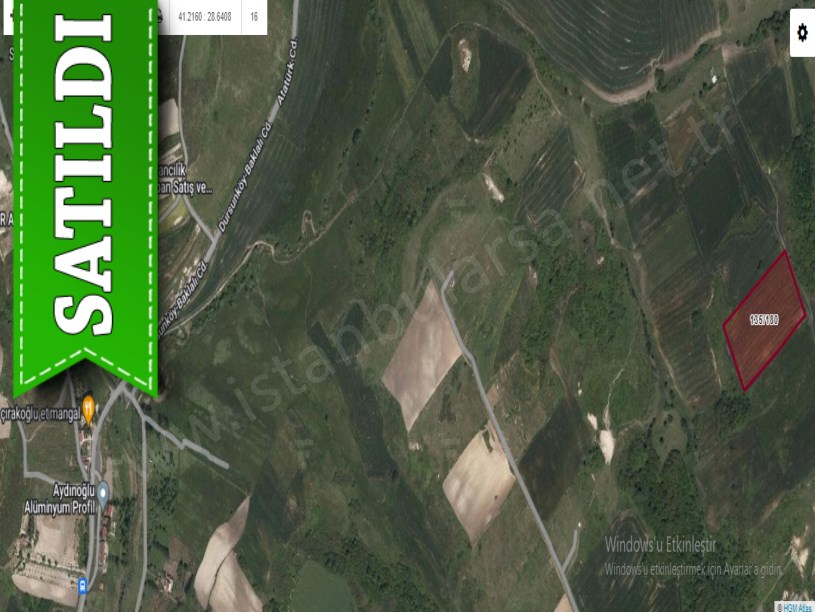 Arnavutköy Dursunköyde Satılık Arsa , 894 M2 Yolu Var Hisseli
