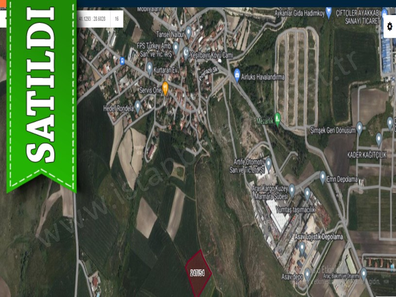 Arnavutköy Yeşilbayırda Satılık Arsa , 134 M2 Yolu Var Fabrikalara Yakın