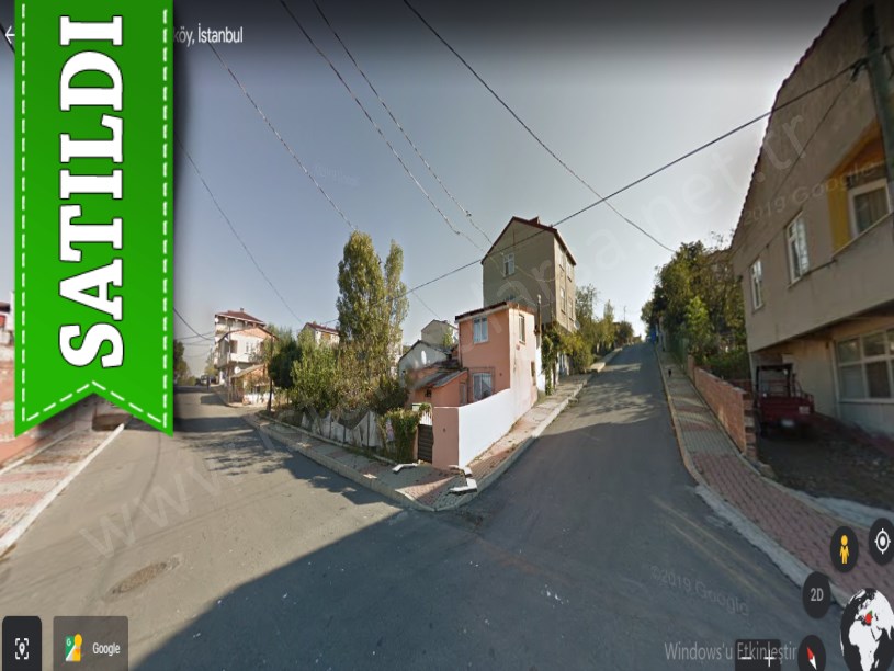 Arnavutköy Haraççıda Satılık Müstakil Ev , 180 m2 Cadde Cephe Müstakil
