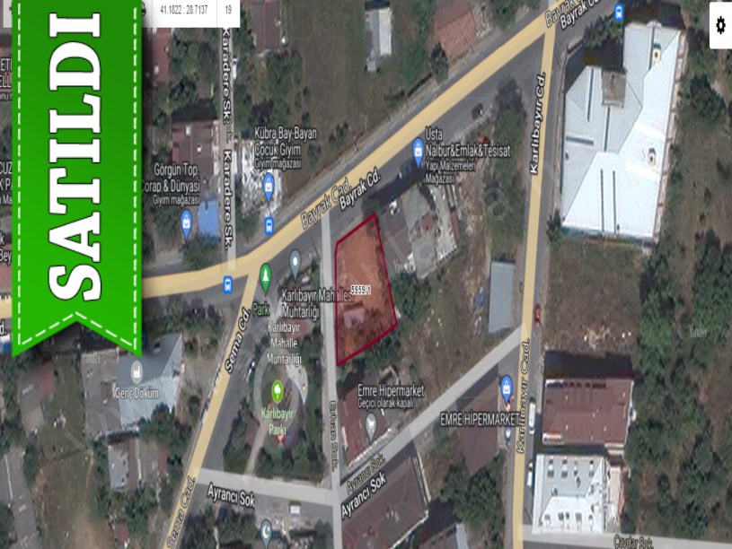 Arnavutköy Haraççıda Satılık Arsa , 439 M2 Cadde Cephe Köşe Başı