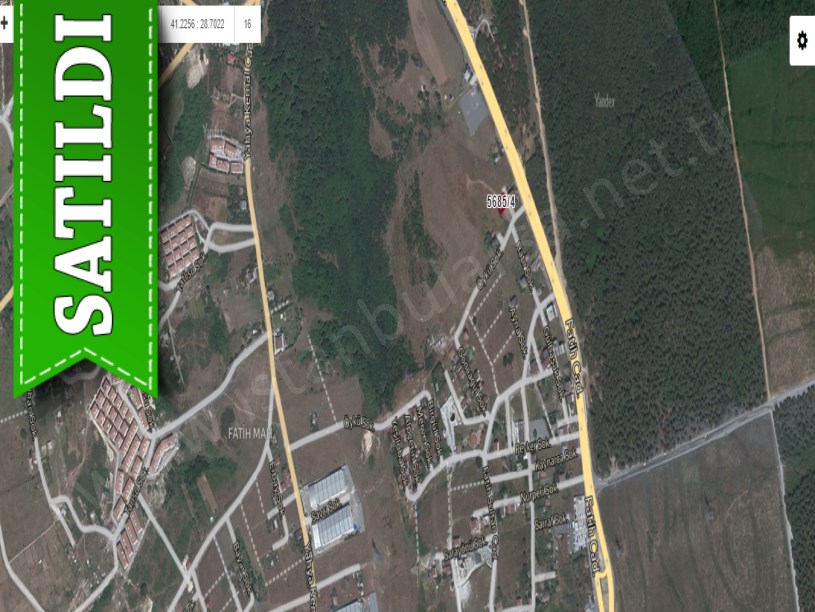 Arnavutköy Taşolukta Satılık Arsa , 326 M2 Caddeye Yakın Köşe Başı