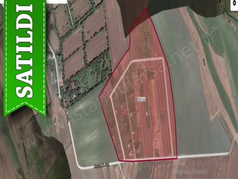 Çatalca İzzettinde Satılık Arsa , 600 m2 Yolu Var 