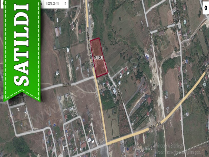 Arnavutköy Tayakadında Satılık Arsa , 266 M2 Cadde Cephe Çevrili