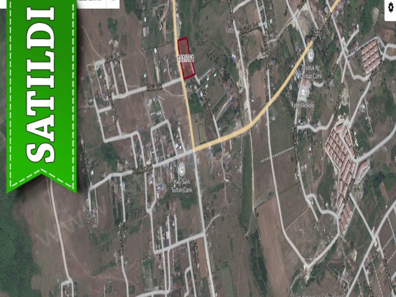 Arnavutköy Tayakadında Satılık Arsa , 266 M2 Cadde Cephe Çevrili