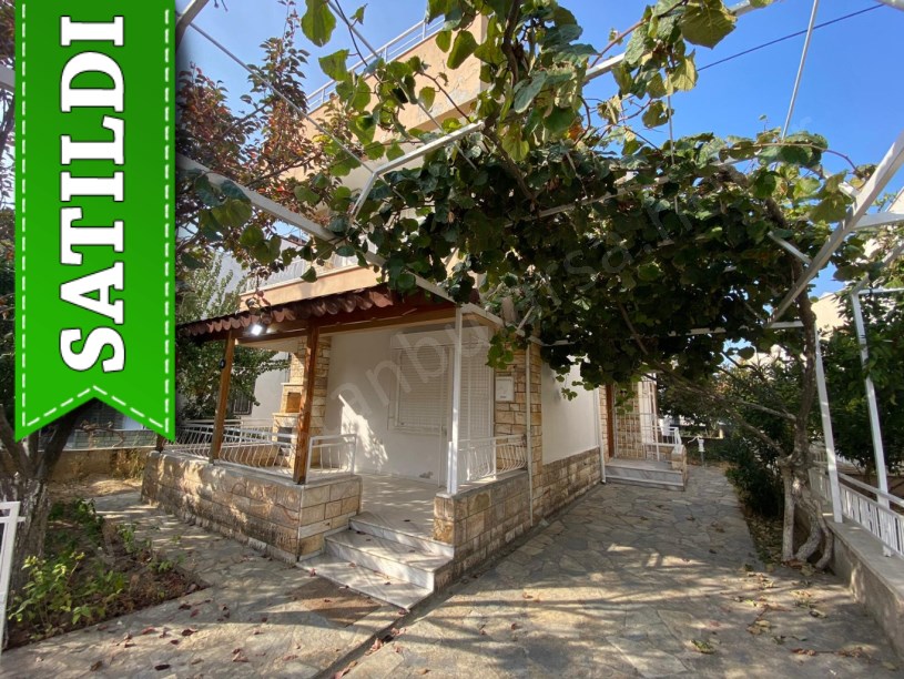 Balıkesir Edremit Avcılar Mah. Satılık Villa , 3 Katlı Denize Yakın