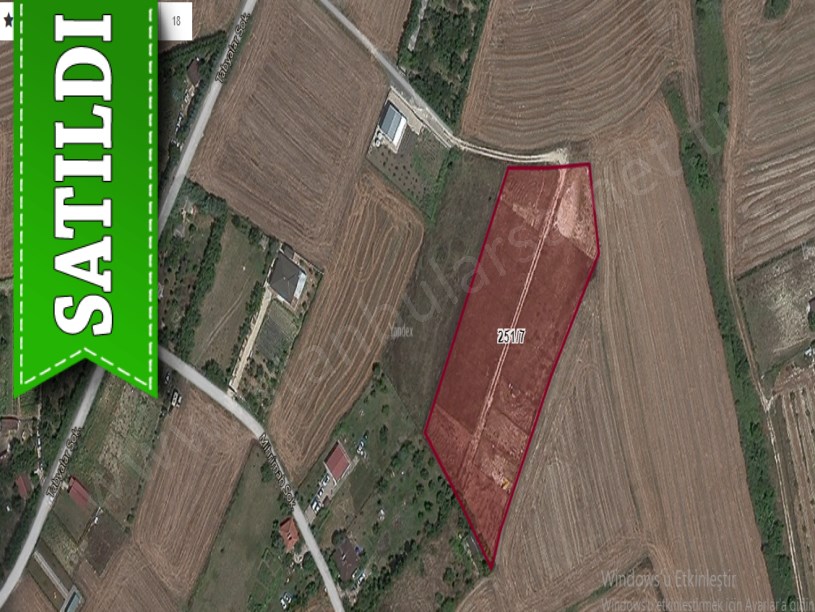 Çatalca Kestanelikte Satılık Arsa , 523 M2 Evlerin Yakını Yolu Var