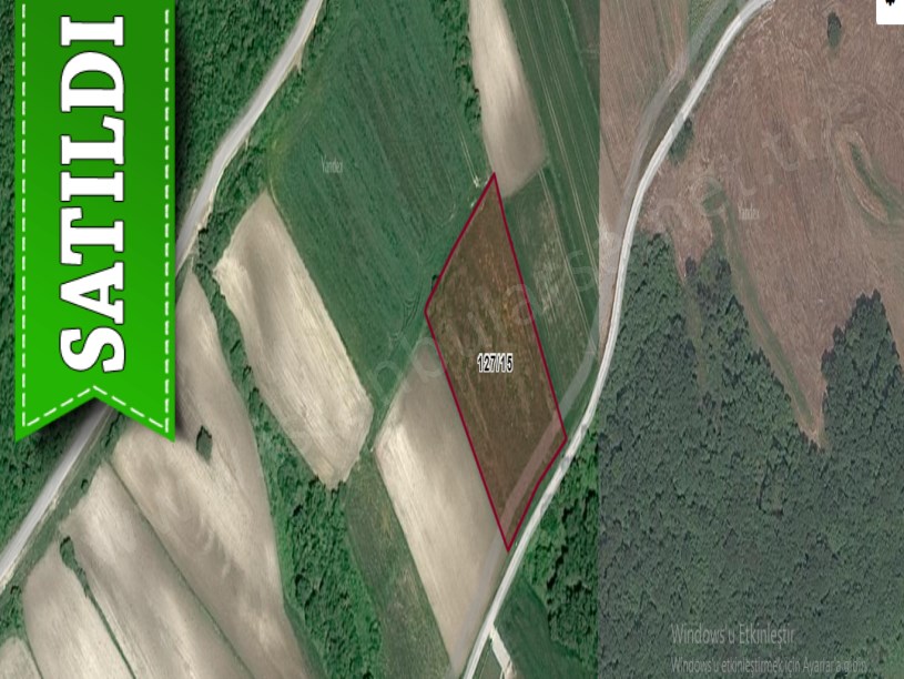 Çatalca Dağyenicede Satılık  Arsa , 215 M2 Yolu Var Evlerin Yakını