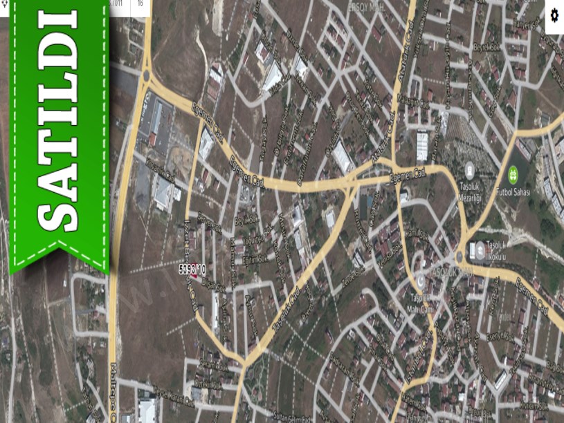 Arnavutköy Taşolukta Satılık Arsa , 438 M2 Cadde Cephe Köşe Başı